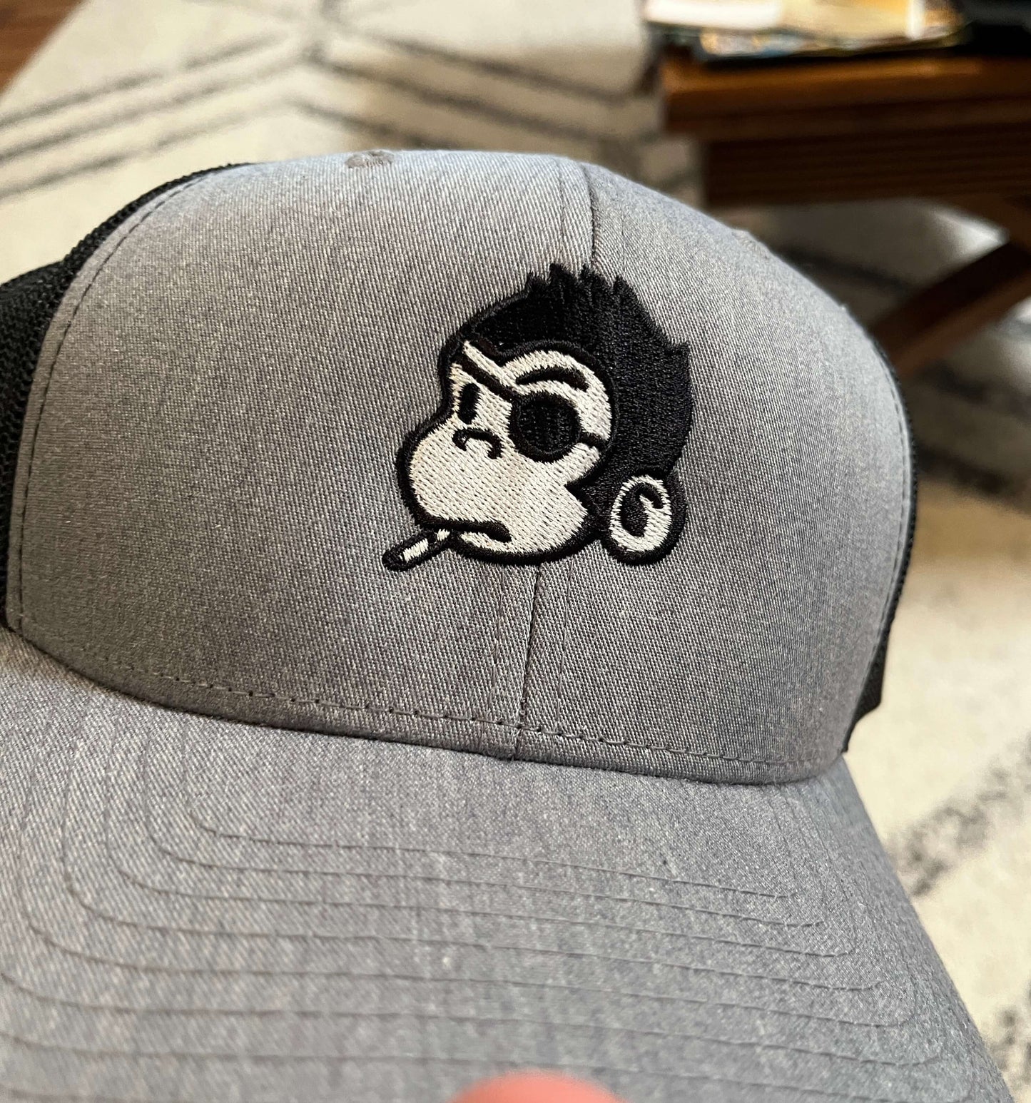 Rig – Embroidered Trucker Hat